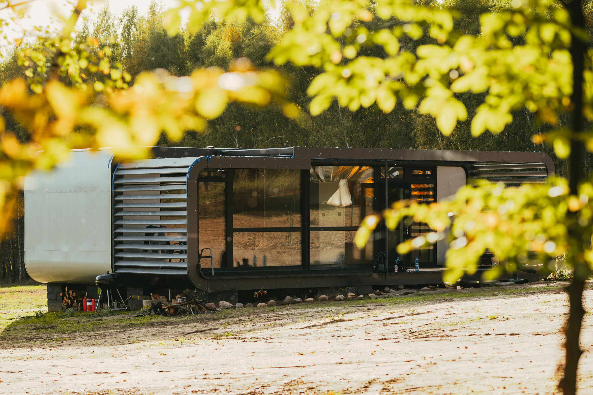 Czy warto inwestować w domek modułowy na działce w Dolinie Baryczy?